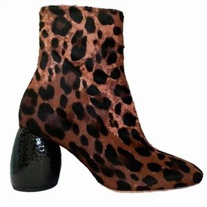 Dries Van Noten Leopard print Calf Hair Booties Size 38